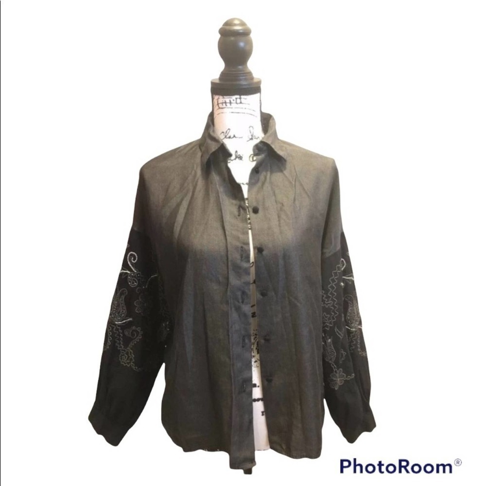 Zara Peasant button down shirt embroidery black Size XSmall Chambray Y2K